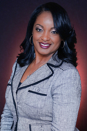 pasadena-photographer-realtor-headshot-photography-real-estate-agent-pasadena-business-corporate-headshots-los-angeles-ca-kasi-liz-hyrapett