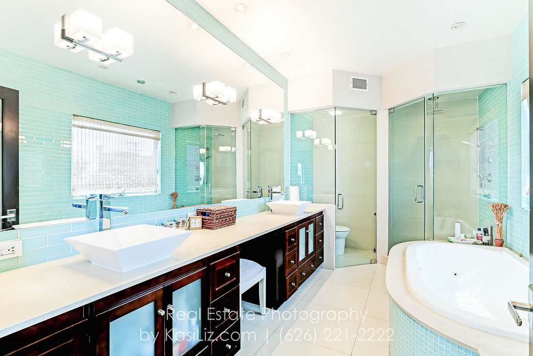real-estate-photography-los-angeles-orange-county-seal-long-huntington-newport-beach-pasadena-glendale-burbank-california-kasi-hyrapett-house-home-property-luxury-commercial-building-professional-phot