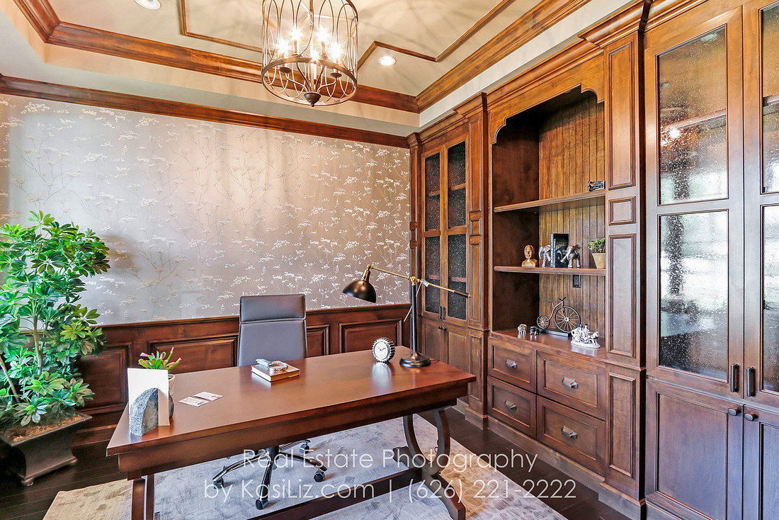 real-estate-photography-los-angeles-orange-county-seal-long-huntington-newport-beach-pasadena-glendale-burbank-california-kasi-hyrapett-house-home-property-luxury-commercial-building-professional-phot