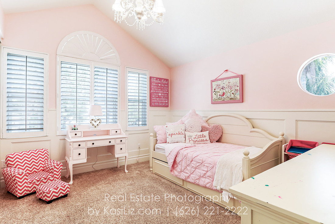 real-estate-photography-los-angeles-orange-county-seal-long-huntington-newport-beach-pasadena-glendale-burbank-california-kasi-hyrapett-house-home-property-luxury-commercial-building-professional-phot