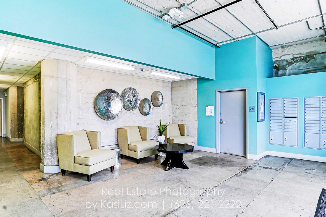 real-estate-photography-los-angeles-orange-county-seal-long-huntington-newport-beach-pasadena-glendale-burbank-california-kasi-hyrapett-house-home-property-luxury-commercial-building-professional-phot