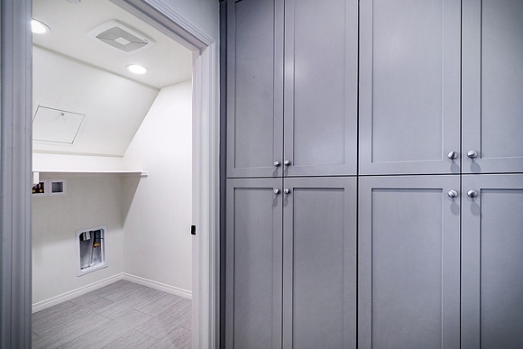 Real Estate Photography on Lowell Ave in Irvine, California 92620 by Kasi the Real Estate Photographer
