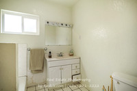 real-estate-photography-long-seal-huntington-newport-beach-los-angeles-pasadena-glendale-burbank-Rose St-Rosemead-photographer-25