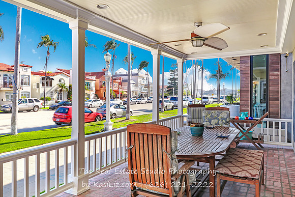 Real Estate Photography | 47 the Colonnade Canal | Long Beach, California 90803 | by Kasi Liz Hyrapett | Photographer