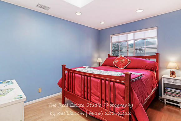 Real Estate Photography | 47 the Colonnade Canal | Long Beach, California 90803 | by Kasi Liz Hyrapett | Photographer
