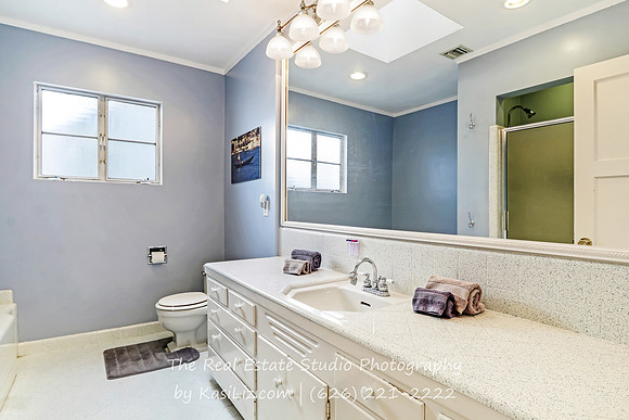 Real Estate Photography | 47 the Colonnade Canal | Long Beach, California 90803 | by Kasi Liz Hyrapett | Photographer