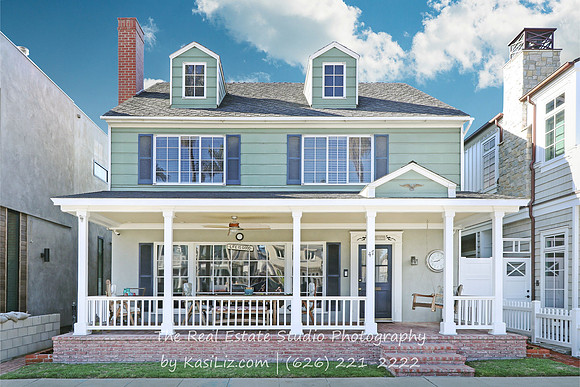 Real Estate Photography | 47 the Colonnade Canal | Long Beach, California 90803 | by Kasi Liz Hyrapett | Photographer