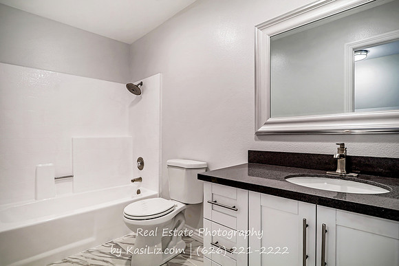 real-estate-photography-long-seal-huntington-newport-beach-los-angeles-pasadena-glendale-burbank-Parkwood Court-Moreno Valley 92553-photographer-7