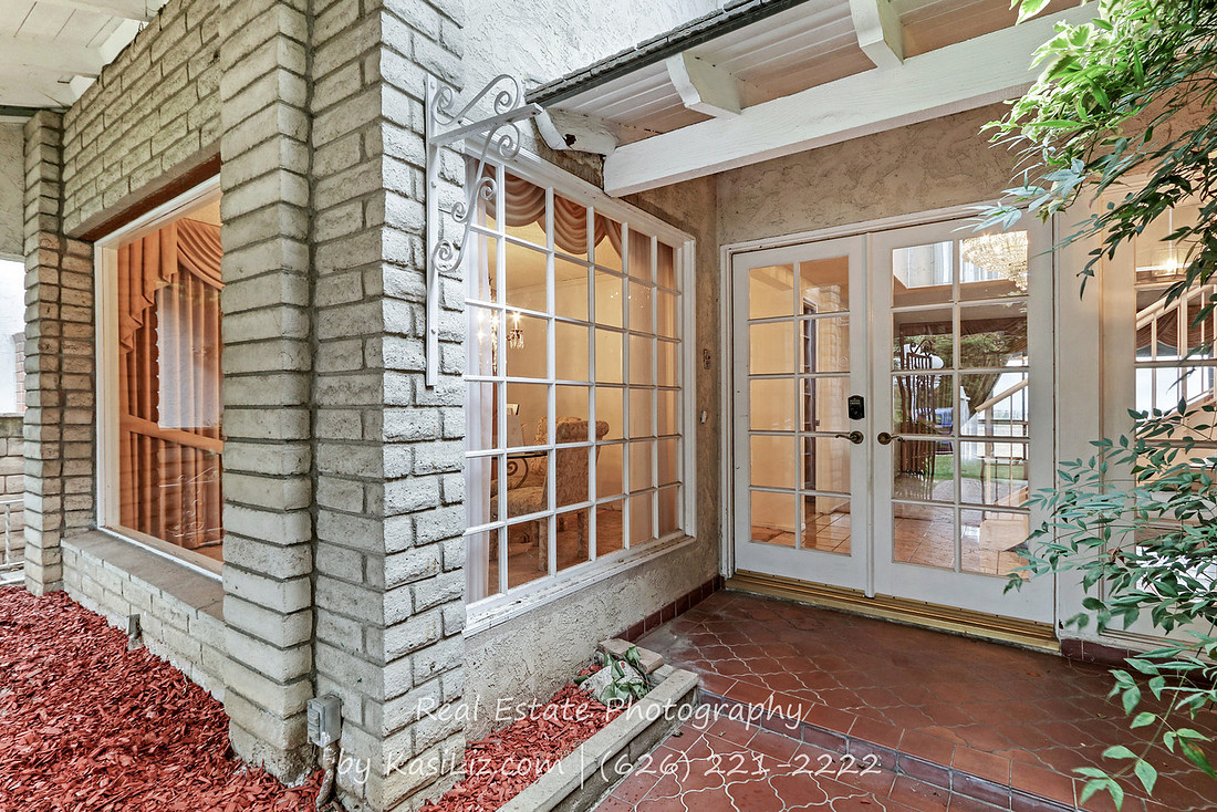 real-estate-photography-long-seal-huntington-newport-beach-los-angeles-pasadena-glendale-burbank-Lincoln Ave-Montebello-90640-photographer-1