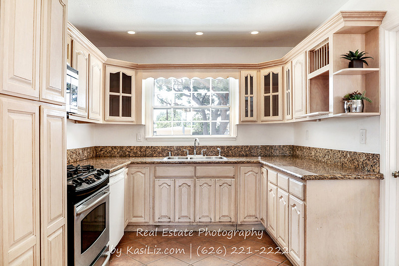 real-estate-photography-long-seal-huntington-newport-beach-los-angeles-pasadena-glendale-burbank-Canehill Avenue-Long Beach-90808-photographer-1