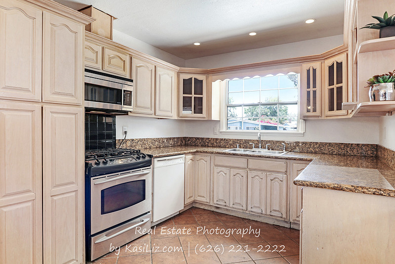 real-estate-photography-long-seal-huntington-newport-beach-los-angeles-pasadena-glendale-burbank-Canehill Avenue-Long Beach-90808-photographer-1