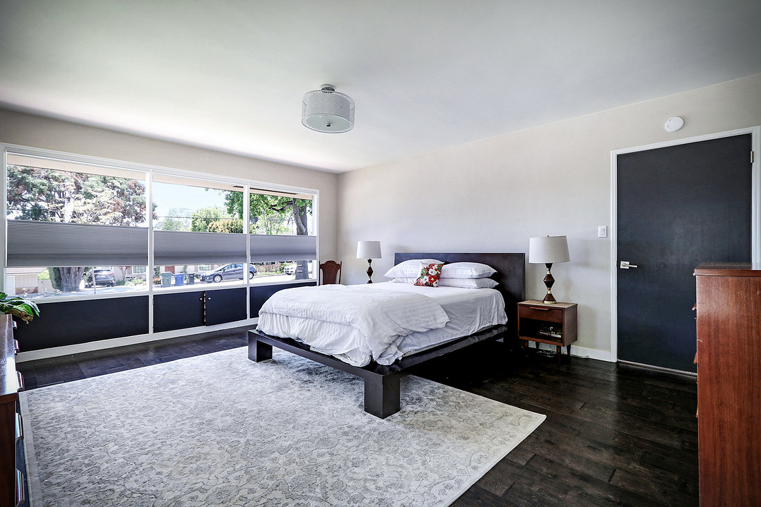 Real Estate Photography on Lowell Ave in Sierra Madre, California 91024 by Kasi the Real Estate Photographer