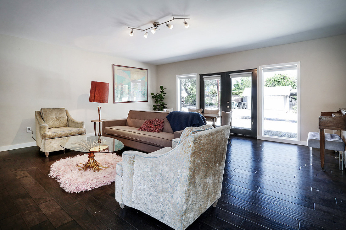 Real Estate Photography on Lowell Ave in Sierra Madre, California 91024 by Kasi the Real Estate Photographer