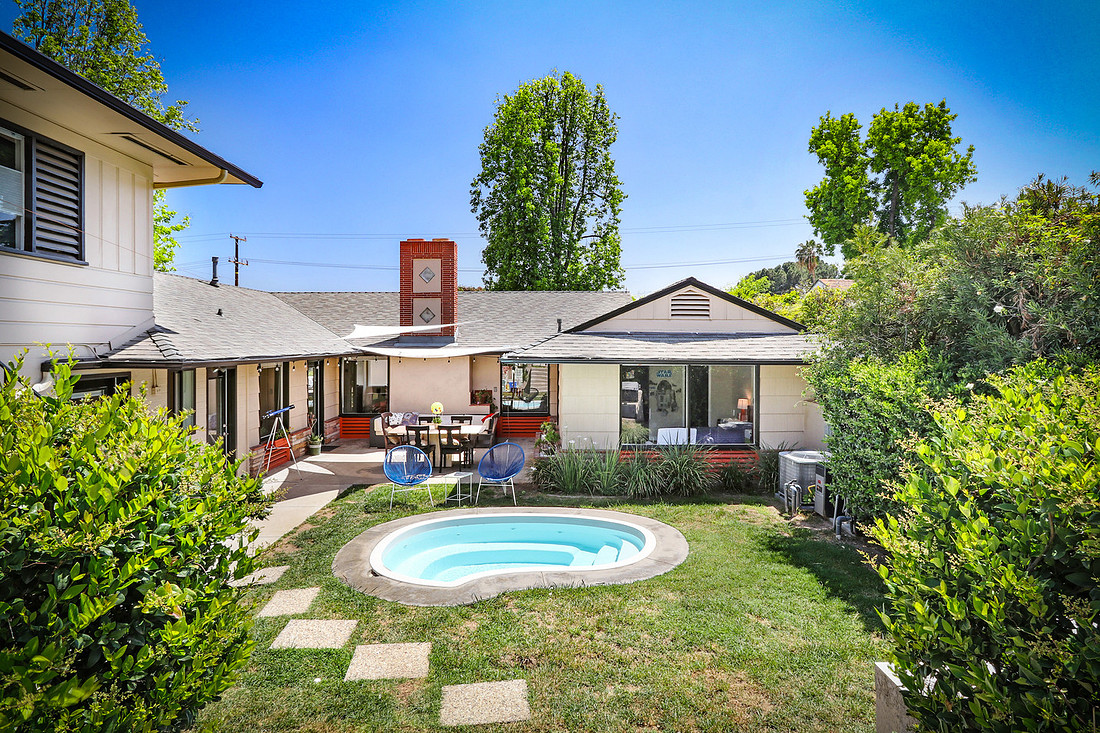 Real Estate Photography on Lowell Ave in Sierra Madre, California 91024 by Kasi the Real Estate Photographer