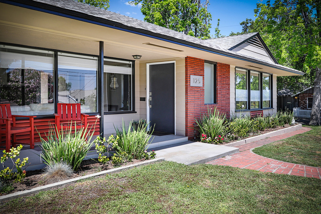 Real Estate Photography on Lowell Ave in Sierra Madre, California 91024 by Kasi the Real Estate Photographer