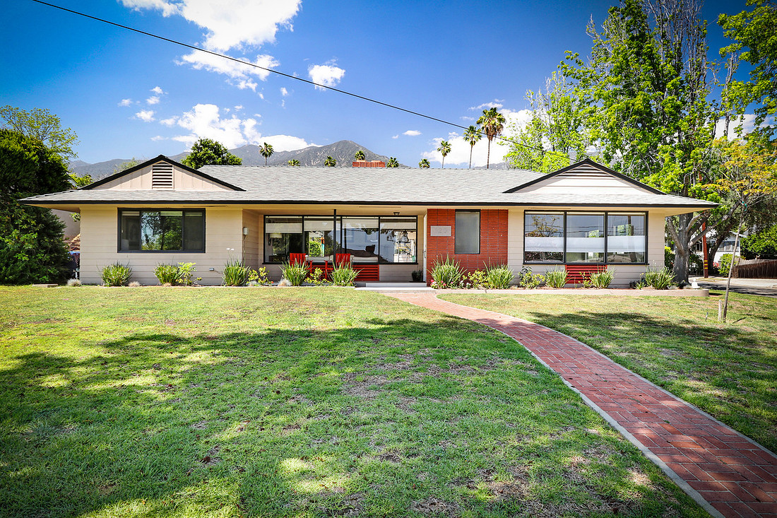 Real Estate Photography on Lowell Ave in Sierra Madre, California 91024 by Kasi the Real Estate Photographer