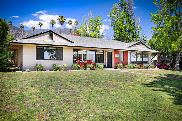 Real Estate Photography on Lowell Ave in Sierra Madre, California 91024 by Kasi the Real Estate Photographer