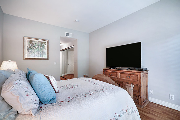 Real Estate Photography | 501 Del Mar Blvd 106-Pasadena | By Kasi Liz Real Estate Photographer