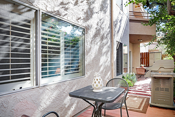 Real Estate Photography | 501 Del Mar Blvd 106-Pasadena | By Kasi Liz Real Estate Photographer