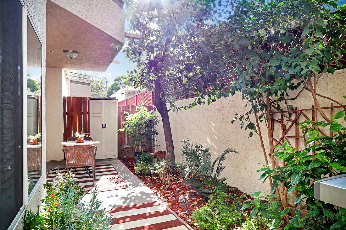 Real Estate Photography | 501 Del Mar Blvd 106-Pasadena | By Kasi Liz Real Estate Photographer