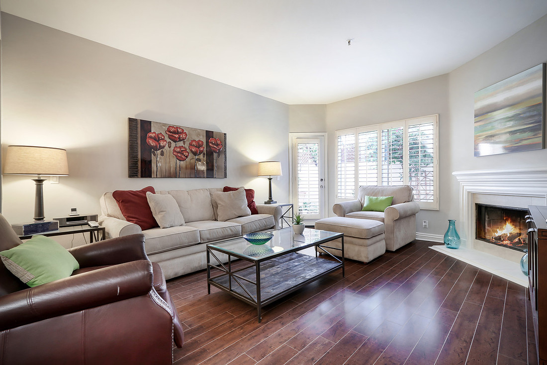 Real Estate Photography | 501 Del Mar Blvd 106-Pasadena | By Kasi Liz Real Estate Photographer