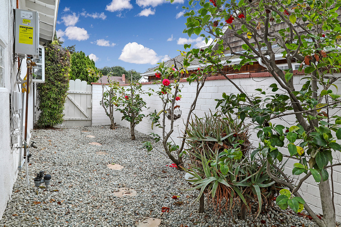 Real Estate Photography | 505 Winston Ave-Pasadena | By Kasi Liz The Real Estate Photographer