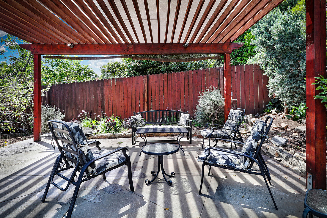 Real Estate Photography | 545 E Flores Drive-Altadena | By Kasi Liz The Real Estate Photographer