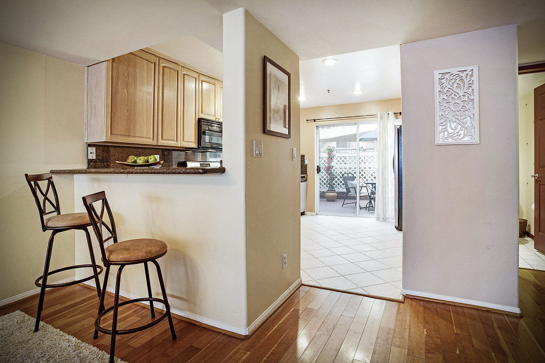 Real Estate Photography | 609 Palm Ave 103-Burbank | By Kasi Liz The Real Estate Photographer