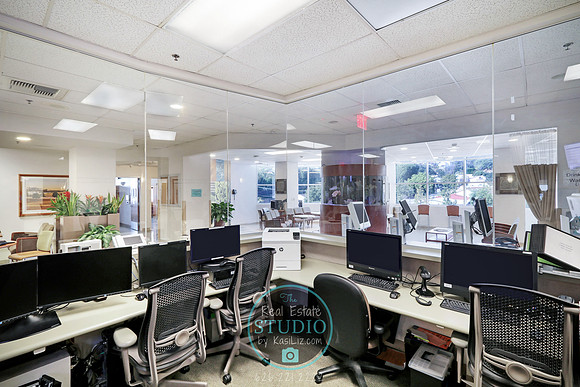 Real Estate Photography | 1500 E Chevy Chase Drive-200-Glendale | Real Estate Photography By Kasi Liz