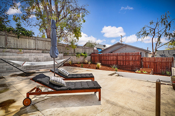 Real Estate Photography | 1606 N Hoover St-Los Angeles-90027 | Kasi Liz The Real Estate Photographer