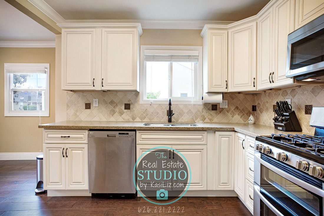 Real Estate Photography | 3749 Buckingham Rd-LA 90016 | Real Estate Photography By Kasi Liz