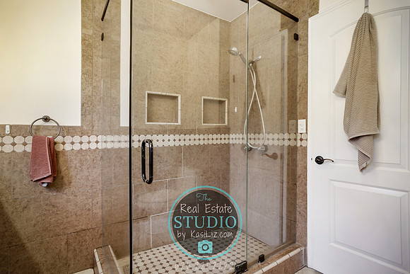 Real Estate Photography | 3749 Buckingham Rd-LA 90016 | Real Estate Photography By Kasi Liz