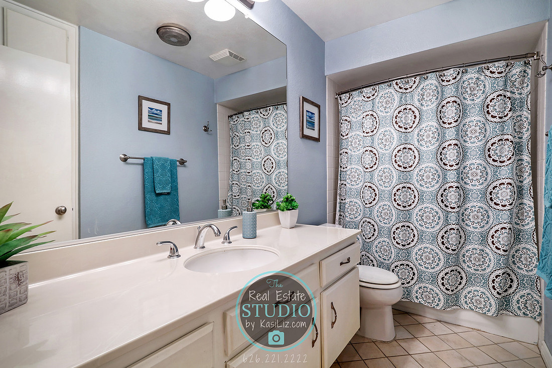 Real Estate Photography | 4200 Via Arbolada 210-Los Angeles-90042 | Kasi Liz The Real Estate Photographer