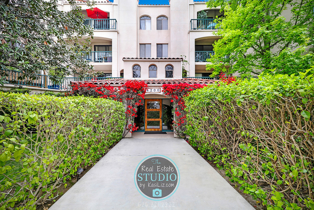 Real Estate Photography | 4200 Via Arbolada 210-Los Angeles-90042 | Kasi Liz The Real Estate Photographer