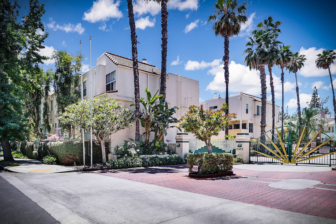 Real Estate Photography | 5455 Sylmar Ave 202-Sherman Oaks-91401 | Kasi Liz The Real Estate Photographer