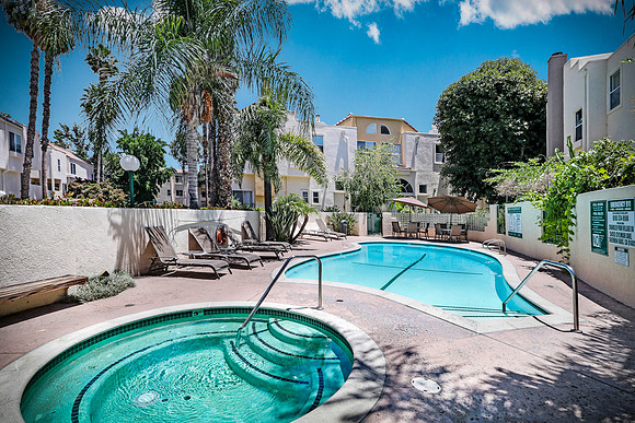 Real Estate Photography | 5455 Sylmar Ave 202-Sherman Oaks-91401 | Kasi Liz The Real Estate Photographer