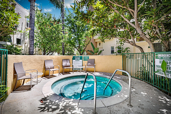 Real Estate Photography | 5455 Sylmar Ave 202-Sherman Oaks-91401 | Kasi Liz The Real Estate Photographer