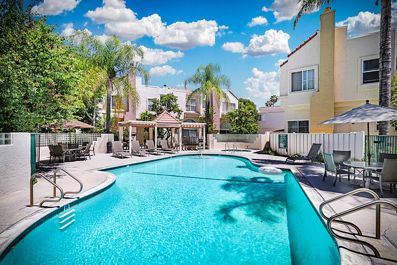 Real Estate Photography | 5455 Sylmar Ave 202-Sherman Oaks-91401 | Kasi Liz The Real Estate Photographer