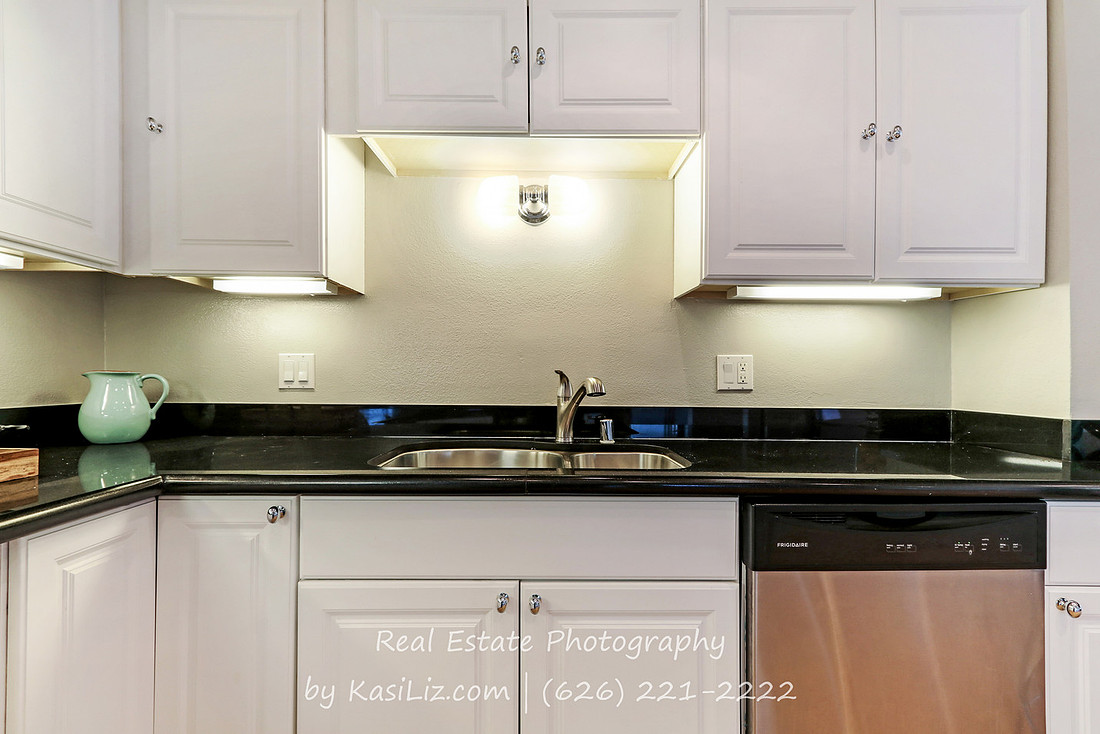 Real Estate Photography | 4295 Via Arbolada 207-Los Angeles-90042 | Kasi Liz The Real Estate Photographer