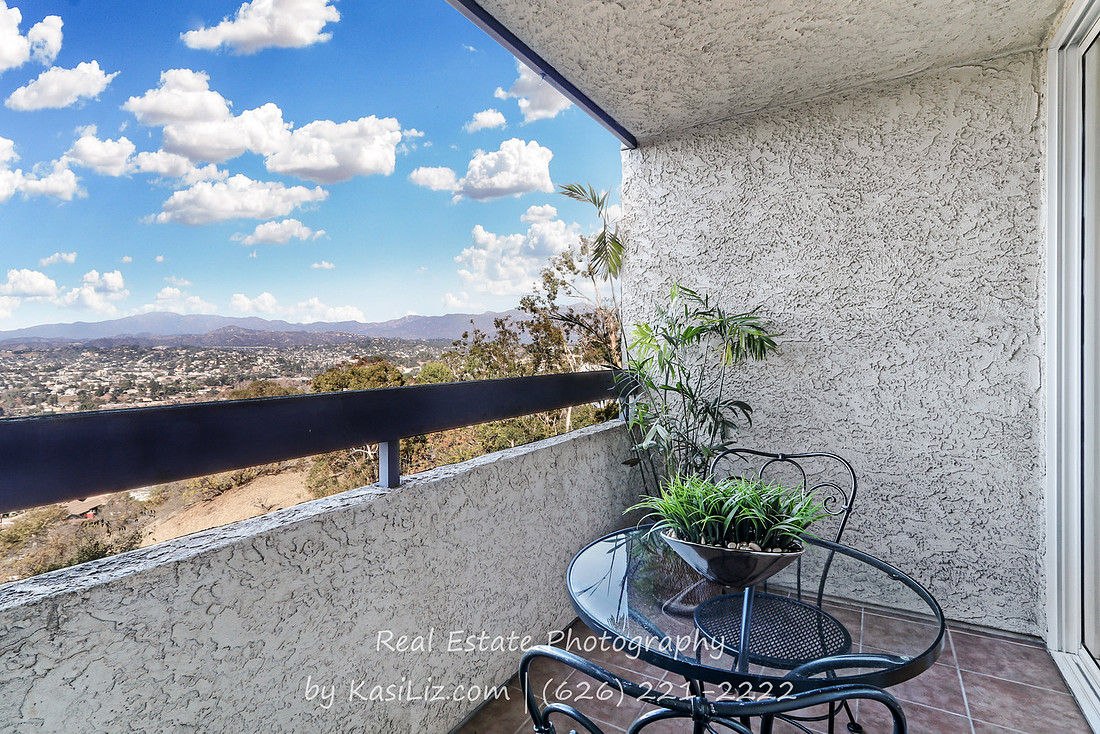 Real Estate Photography | 4295 Via Arbolada 207-Los Angeles-90042 | Kasi Liz The Real Estate Photographer