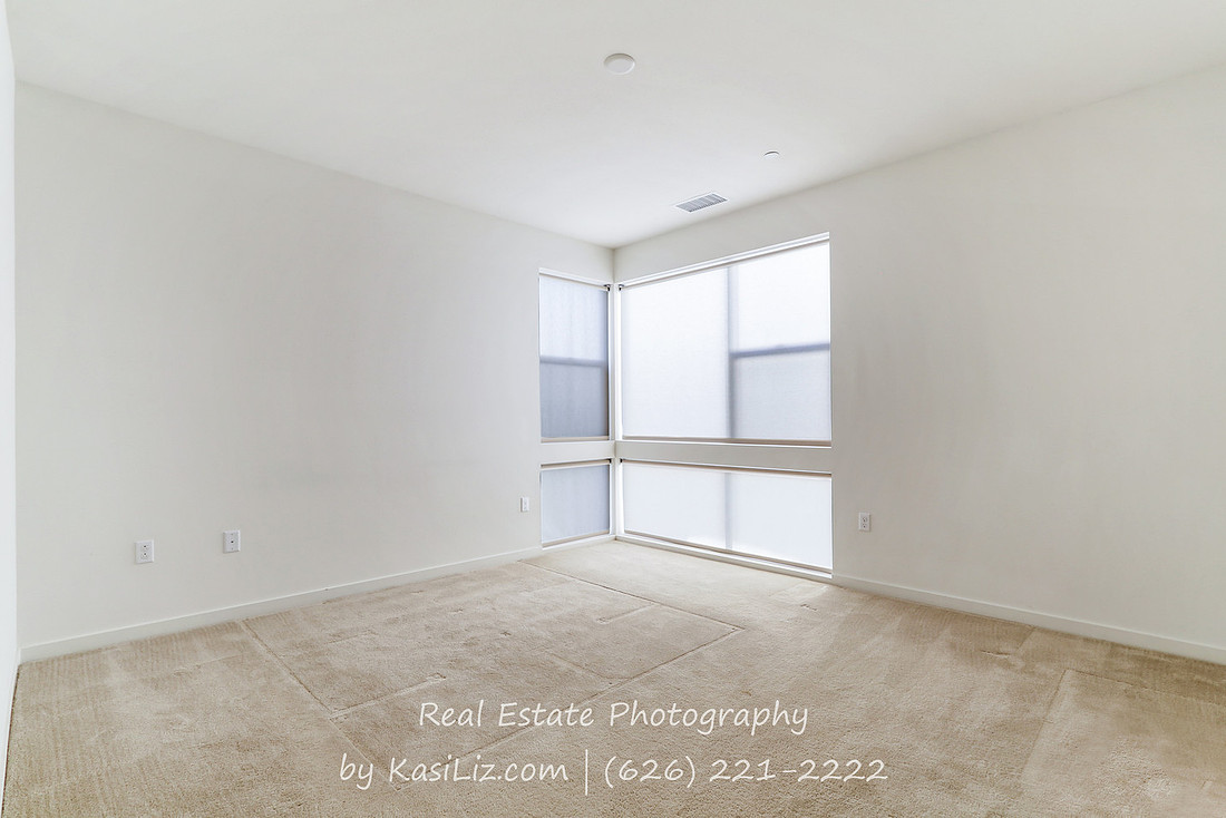 Real Estate Photography on Mercer Way in Costa Mesa, California 92627 by Kasi the Real Estate Photographer | (626) 221-2222