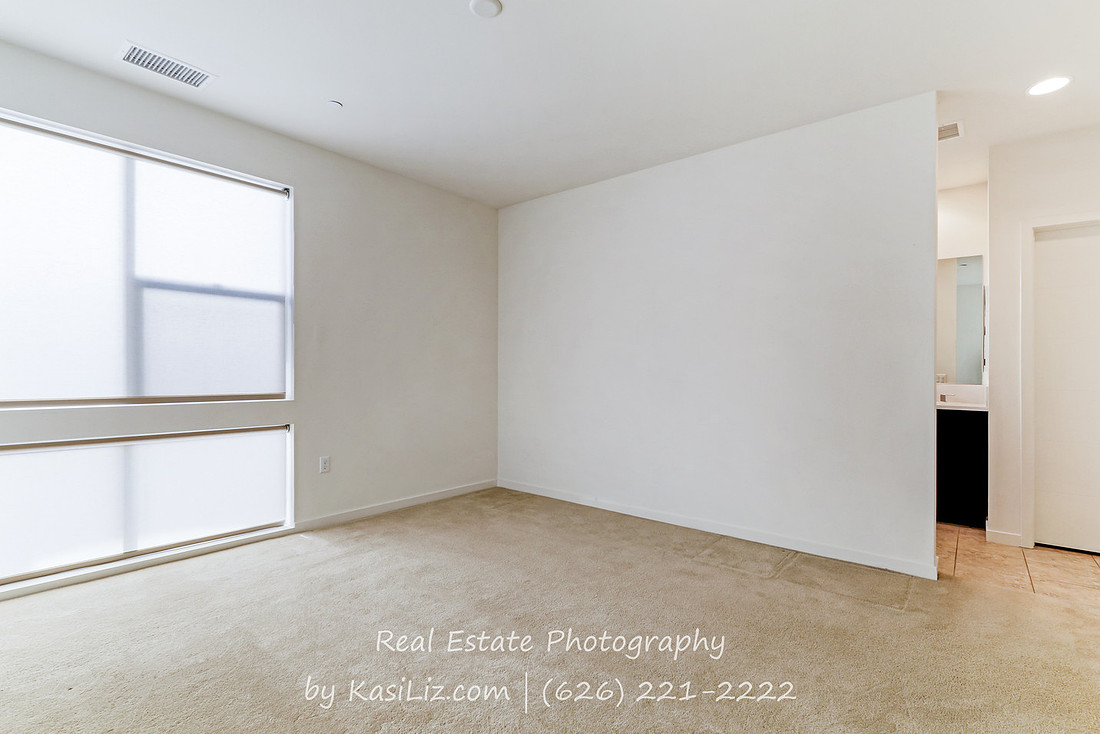 Real Estate Photography on Mercer Way in Costa Mesa, California 92627 by Kasi the Real Estate Photographer | (626) 221-2222