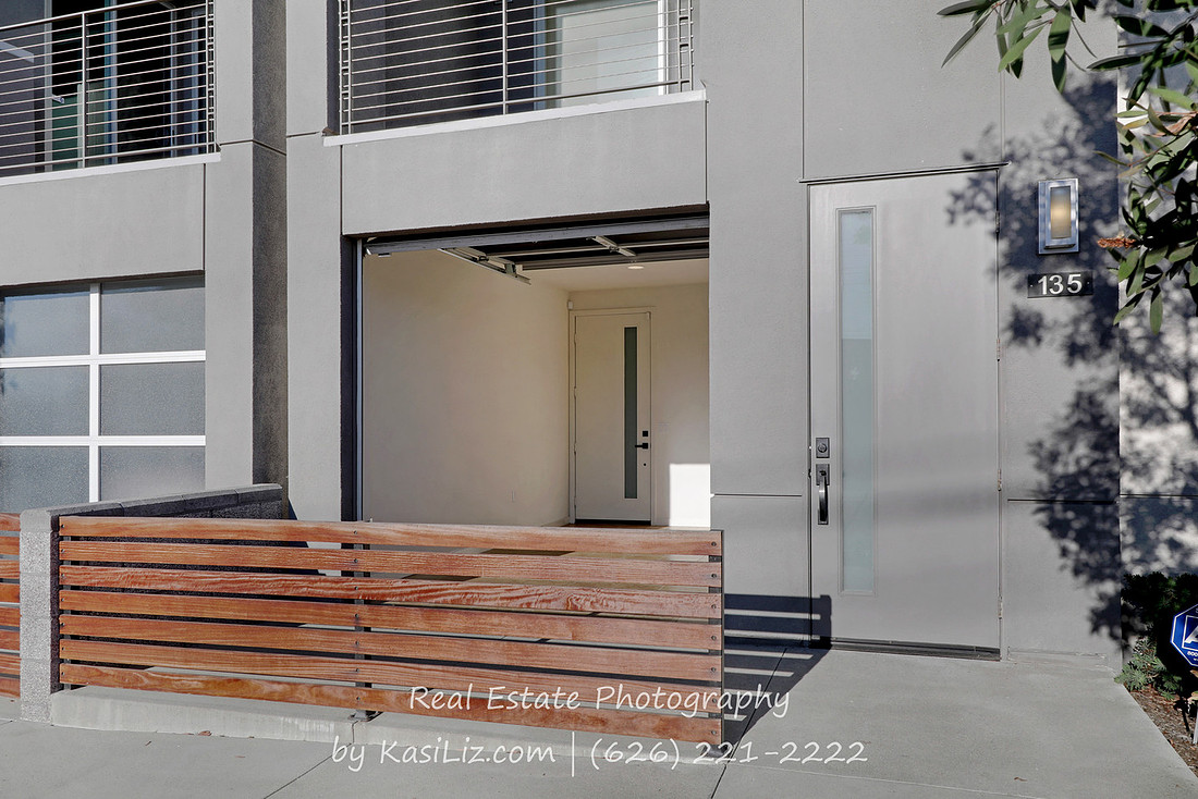 Real Estate Photography on Mercer Way in Costa Mesa, California 92627 by Kasi the Real Estate Photographer | (626) 221-2222