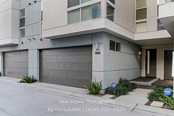 Real Estate Photography on Mercer Way in Costa Mesa, California 92627 by Kasi the Real Estate Photographer | (626) 221-2222