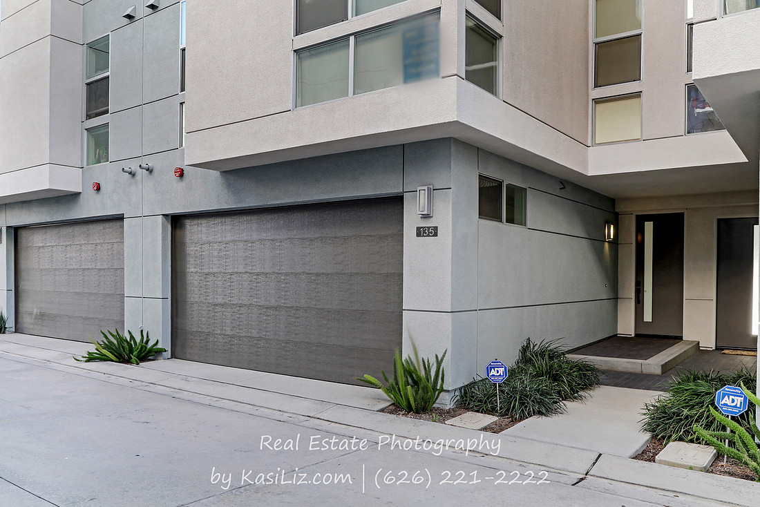 Real Estate Photography on Mercer Way in Costa Mesa, California 92627 by Kasi the Real Estate Photographer | (626) 221-2222