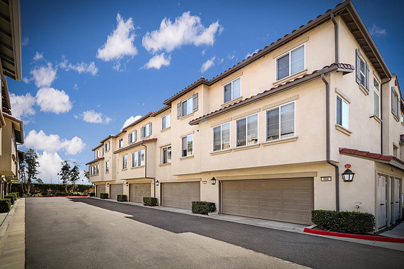 Real Estate Photography | 576 W Riverbend Parkway-Orange 92865 | Kasi Liz The Real Estate Photographer