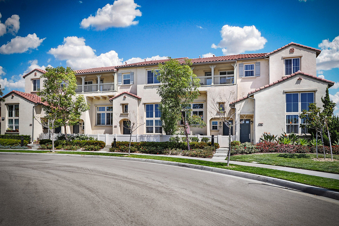 Real Estate Photography | 576 W Riverbend Parkway-Orange 92865 | Kasi Liz The Real Estate Photographer