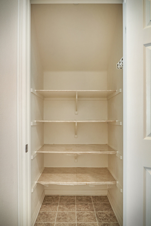 Real Estate Photography | 576 W Riverbend Parkway-Orange 92865 | Kasi Liz The Real Estate Photographer