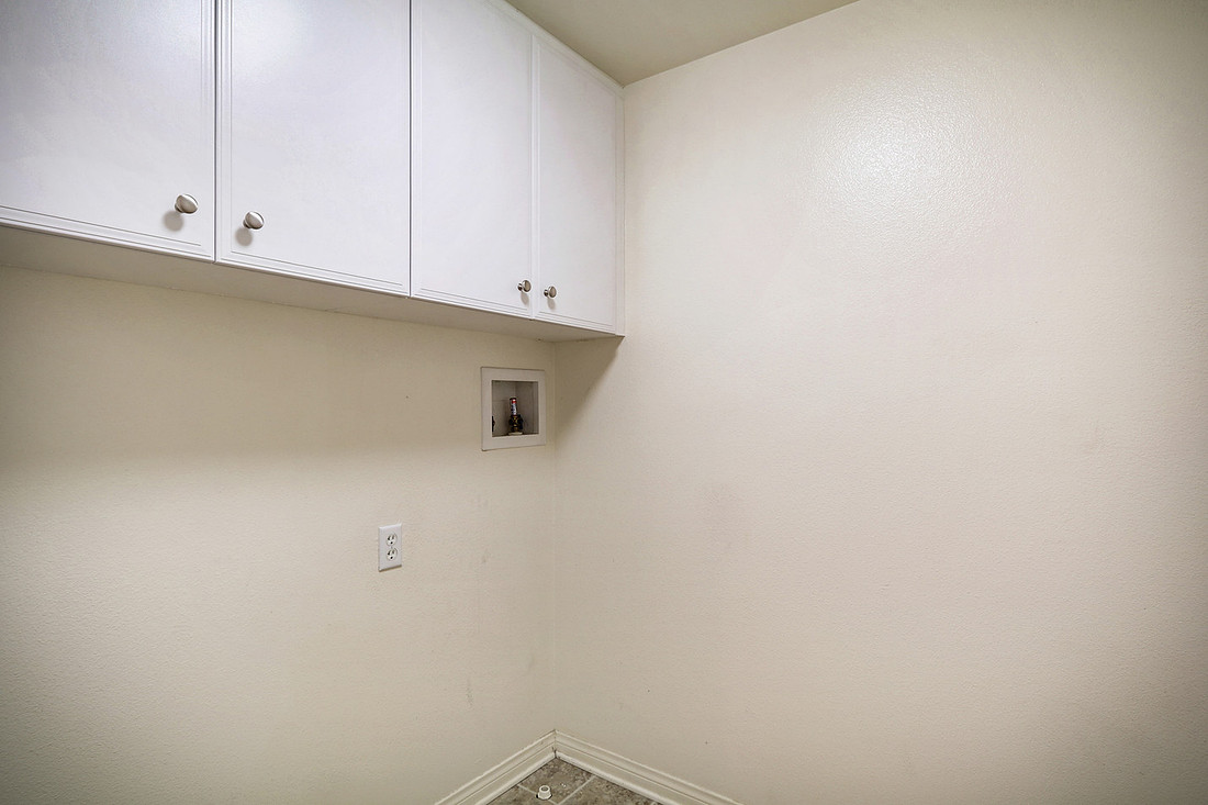 Real Estate Photography | 576 W Riverbend Parkway-Orange 92865 | Kasi Liz The Real Estate Photographer