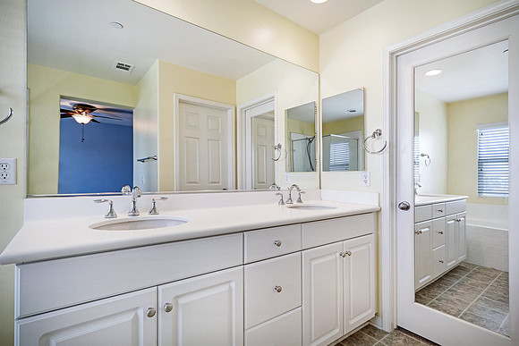 Real Estate Photography | 576 W Riverbend Parkway-Orange 92865 | Kasi Liz The Real Estate Photographer